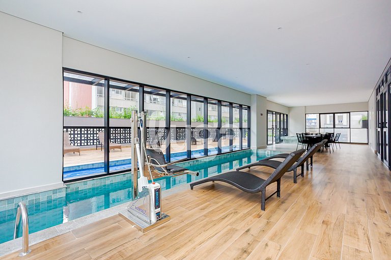 Centro Curitiba: Design, Conforto e Lazer.