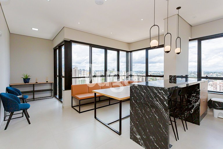 Centro Curitiba: Design, Conforto e Lazer.