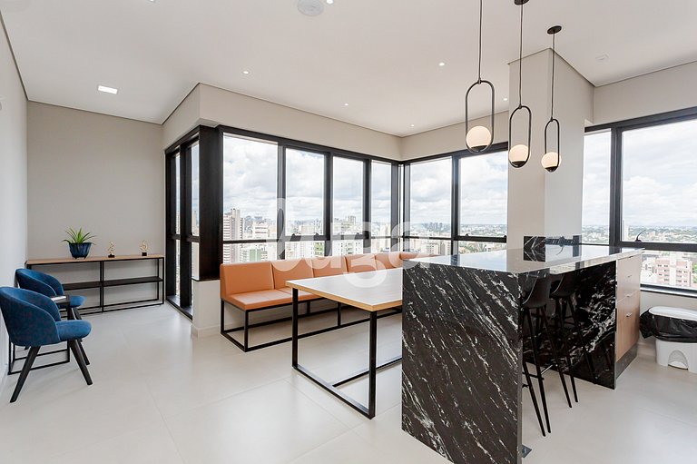 Centro Curitiba: Design, Conforto e Lazer.