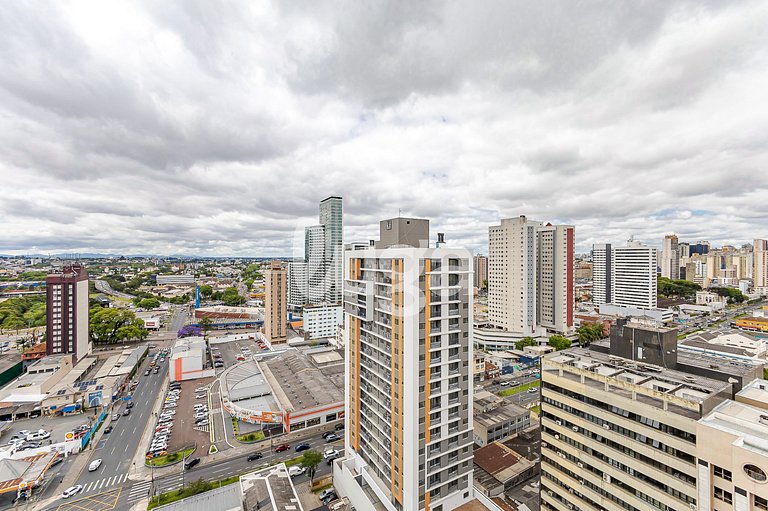 Curitiba Downtown: Design, Comfort, and Leisure.