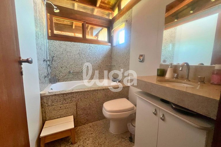 LUGA | Casa Rústica Próx. à Praia do Rosa