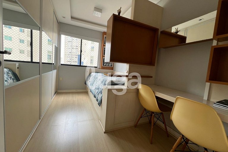 Apartamento no Centro de BC / 450m da praia