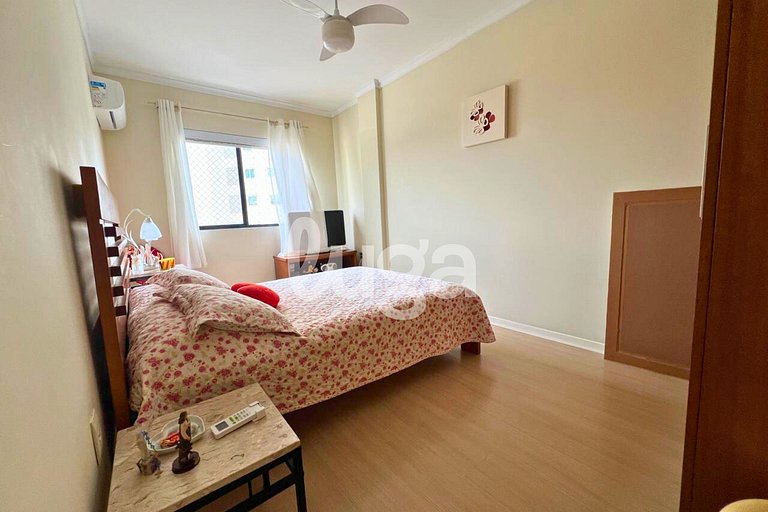 Apartamento no Centro de BC / 450m da praia
