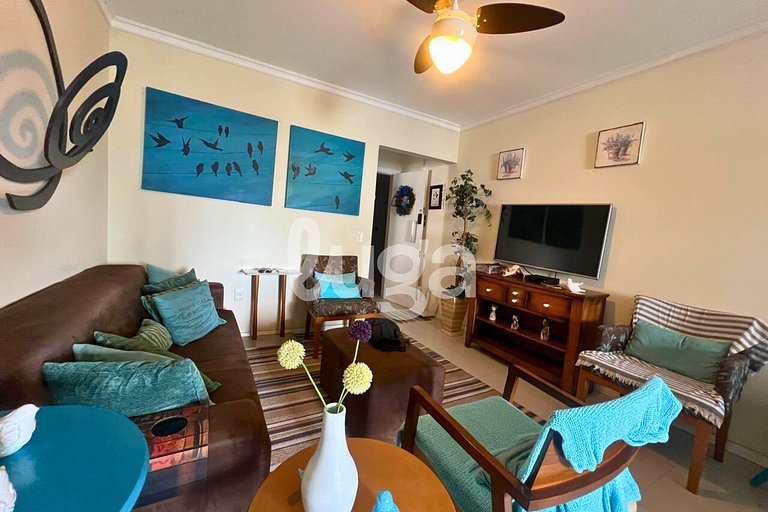 Apartamento no Centro de BC / 450m da praia