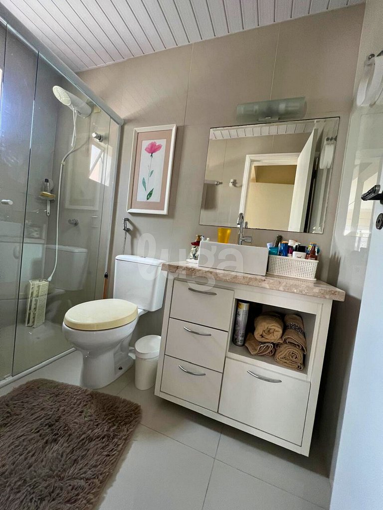 Apartamento no Centro de BC / 450m da praia