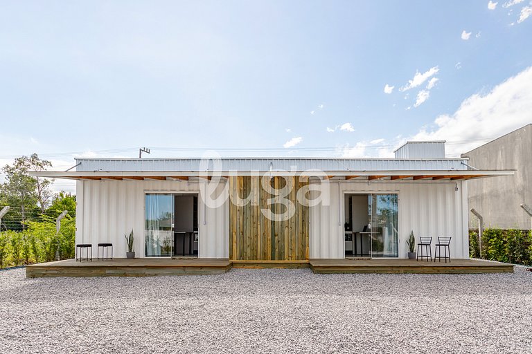 Luga Expérience Container à Praia da Pinheira