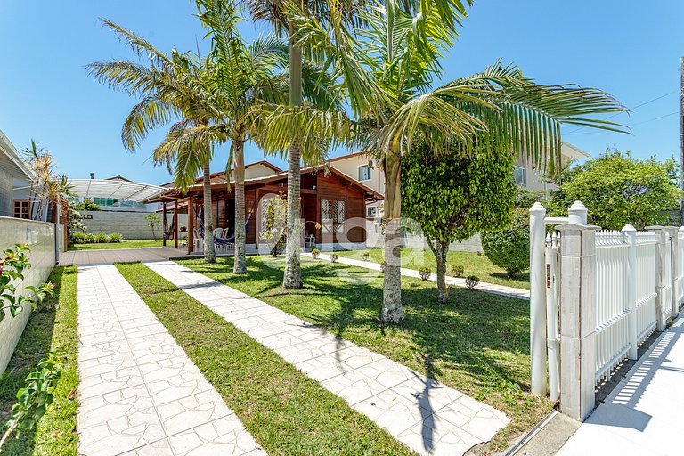 Cozy House – 200m from Pinheira Beach