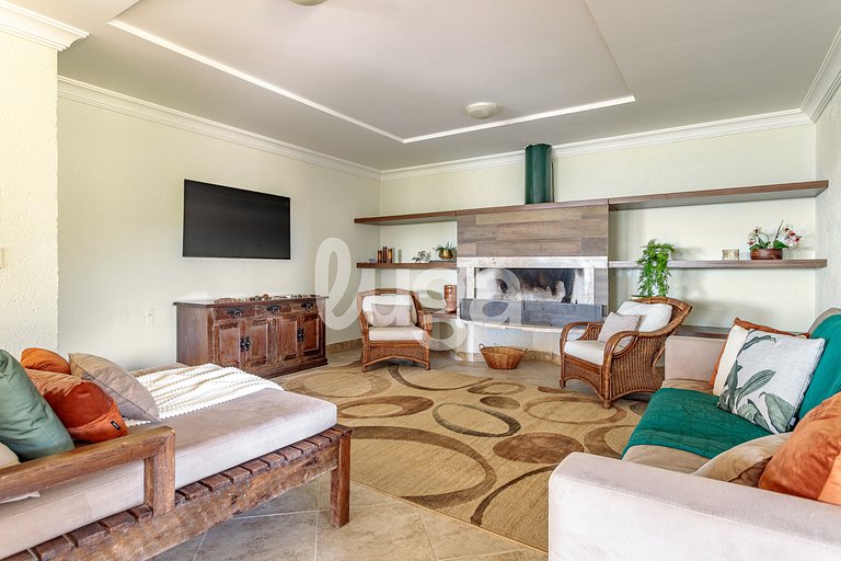 Chimenea y Naturaleza | Refugio Alpino