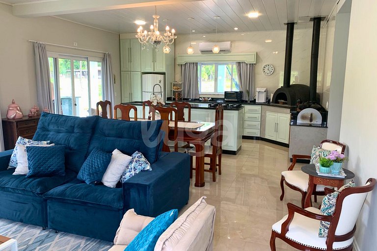 LUGA Refúgio em Cocal do Sul com Piscina