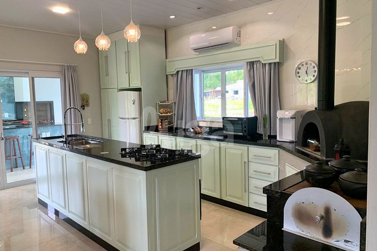 LUGA Refúgio em Cocal do Sul com Piscina