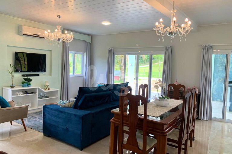 LUGA Refúgio em Cocal do Sul com Piscina