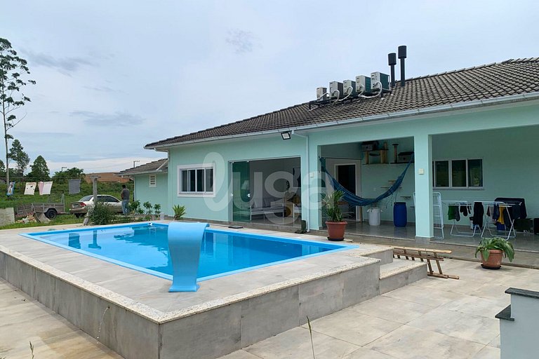 LUGA Refúgio em Cocal do Sul com Piscina