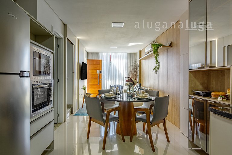 LUGA Vacation Home with Pool and Jacuzzi