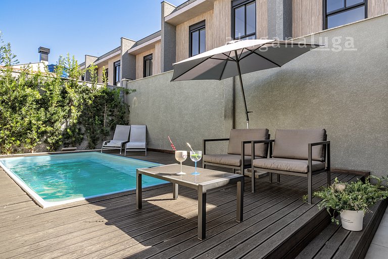 LUGA Maison de vacances avec piscine et jacuzzi