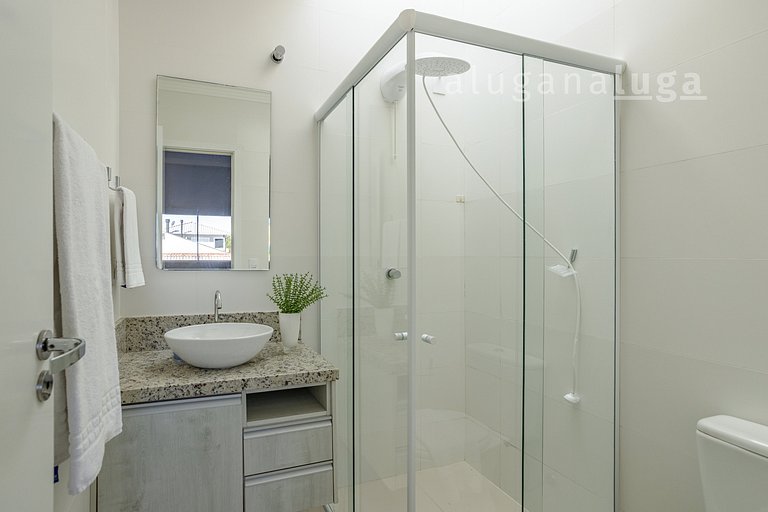 LUGA Casa de vacaciones con piscina y jacuzzi