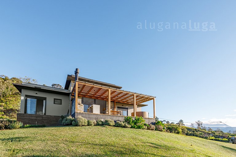 Paraíso Serrano Banheira com Vista