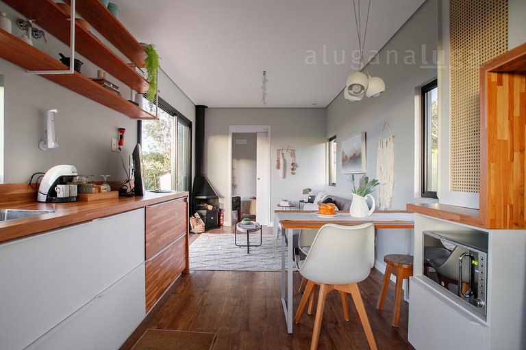 Mountain Paradise with Hot Tub