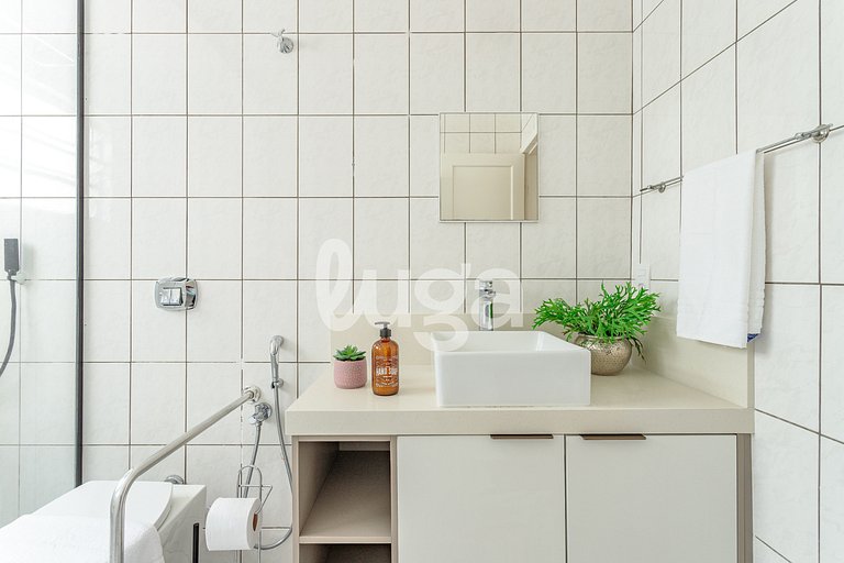 Centro Floripa: Apartamento Amplio y Completo