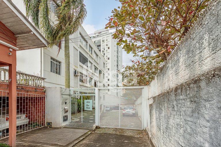 Centro Floripa: Apto Grande e Completo.