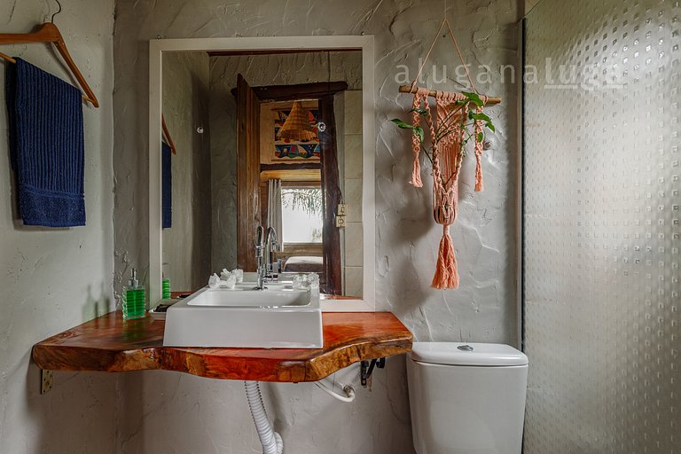 LUGA Romantic Cabin with Sea View