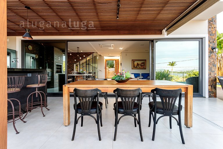 LUGA Casa sofisticada con vista panorámica