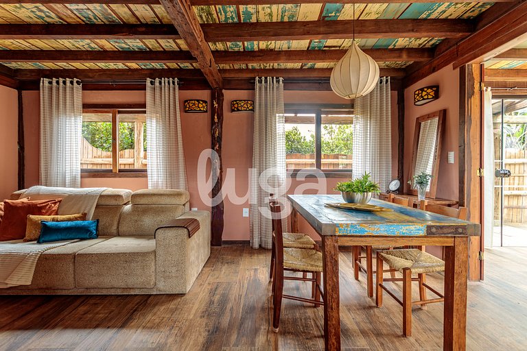 LUGA | Rustic House Near Praia do Rosa