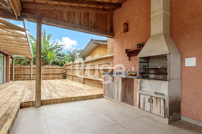 LUGA | Casa Rústica Próx. à Praia do Rosa