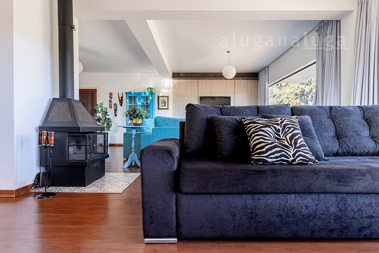 LUGA Exclusive Mansion with Panoramic View