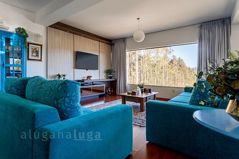 LUGA Exclusive Mansion with Panoramic View