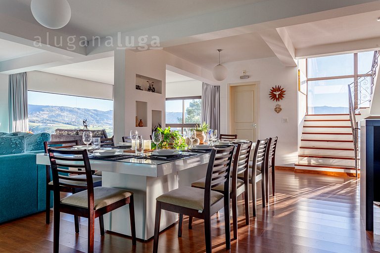 LUGA Exclusive Mansion with Panoramic View