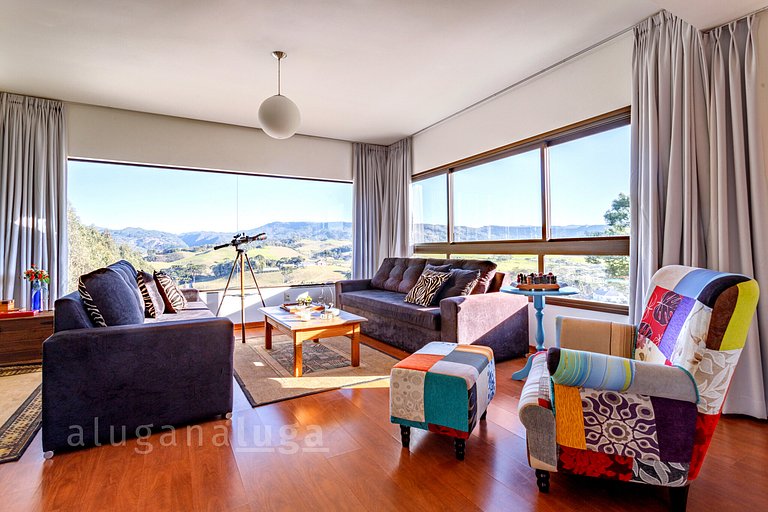 LUGA Exclusive Mansion with Panoramic View