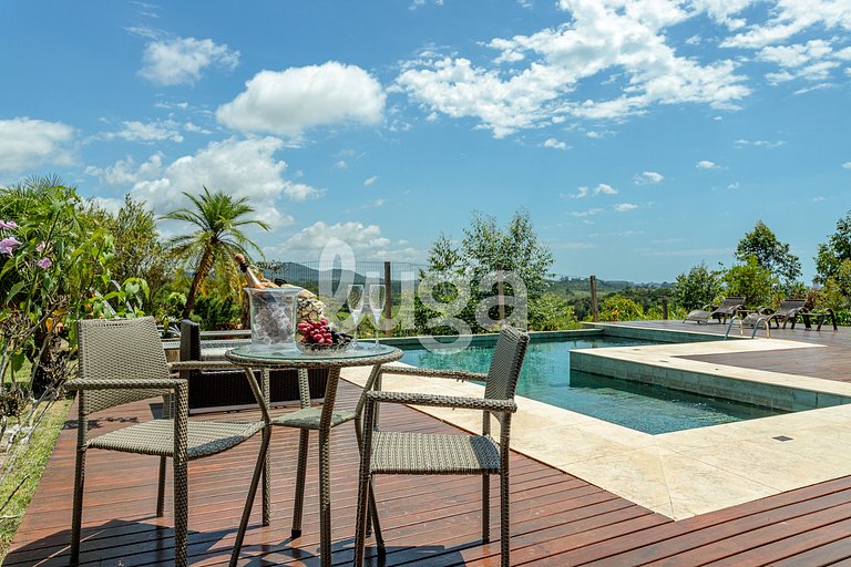 LUGA Farm House | Sea, City & Mountain View