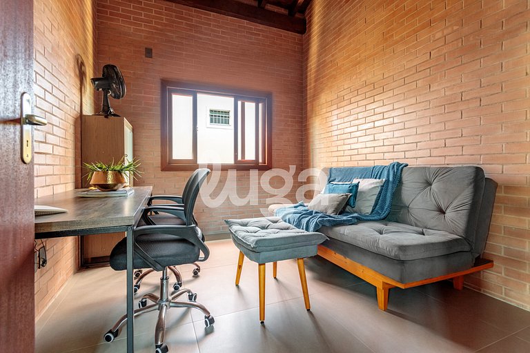 LUGA Cozy House 450m from the beach