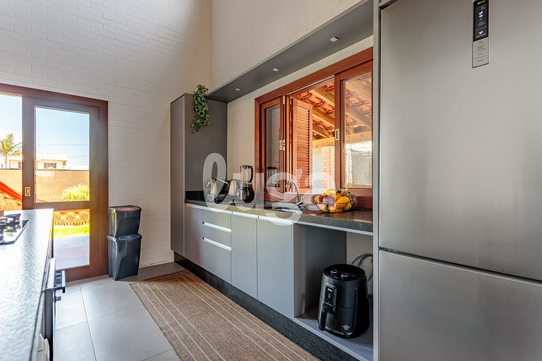 LUGA Cozy House 450m from the beach