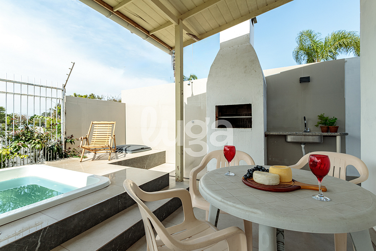 LUGA Campeche with pool and barbecue grill