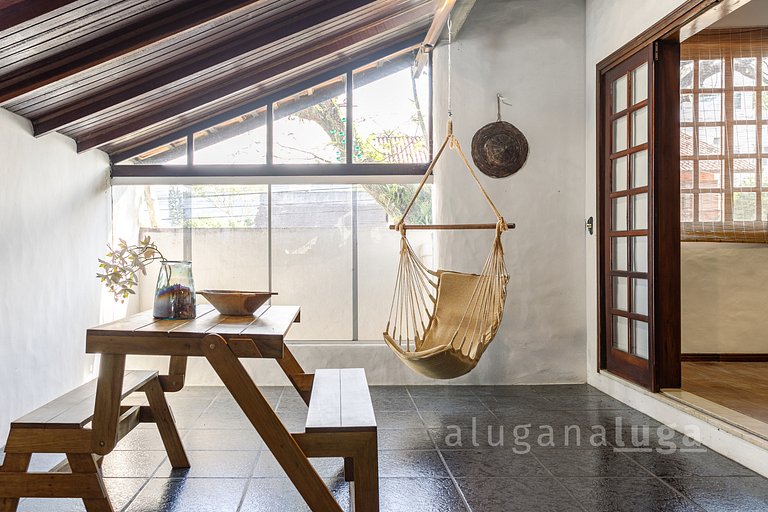 LUGA Casa Bem Localizada na Lagoa da Conceição