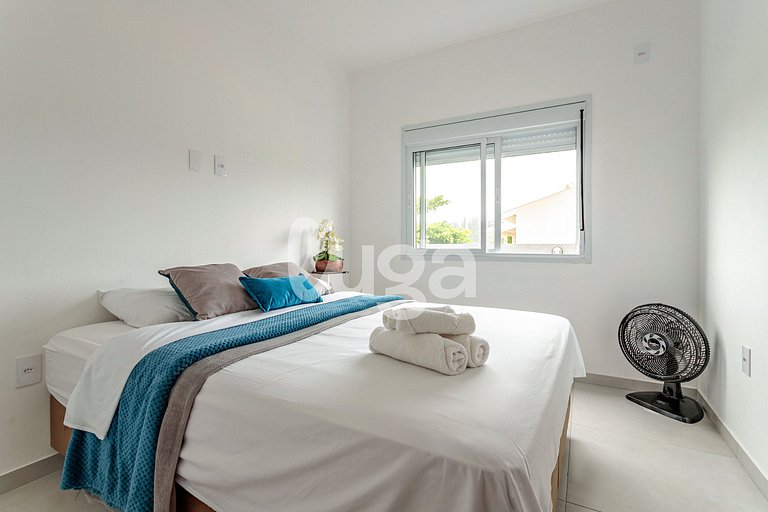 LUGA: Casa Sol – Spacious Home 350m from the Beach