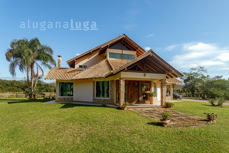 Nature Hideaway – Comfort and Peace