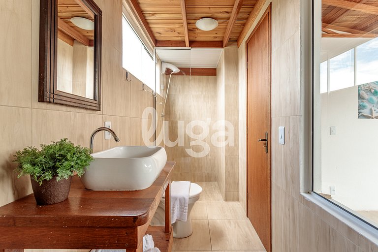 LUGA Santinho Apartment 3min from the Beach #1