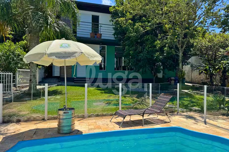 Brewer's Refuge: Suite 900m from Santinho Beach #2