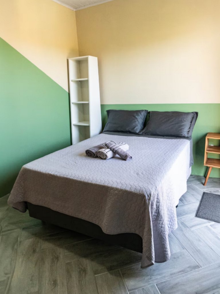 Brewer's Refuge: Suite 900m from Santinho Beach #2