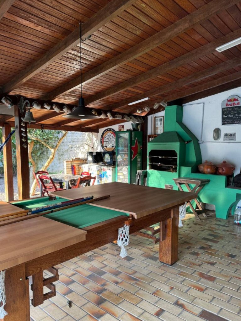 Brewer's Refuge: Suite 900m from Santinho Beach #2