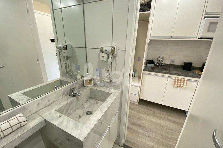 LUGA Practical studio in the heart of Liberdade