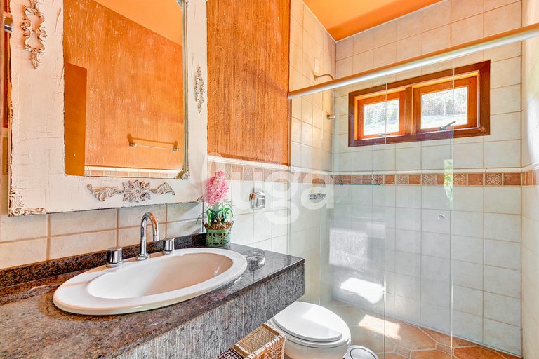 Mansión de la Emperatriz: Termas y Naturaleza