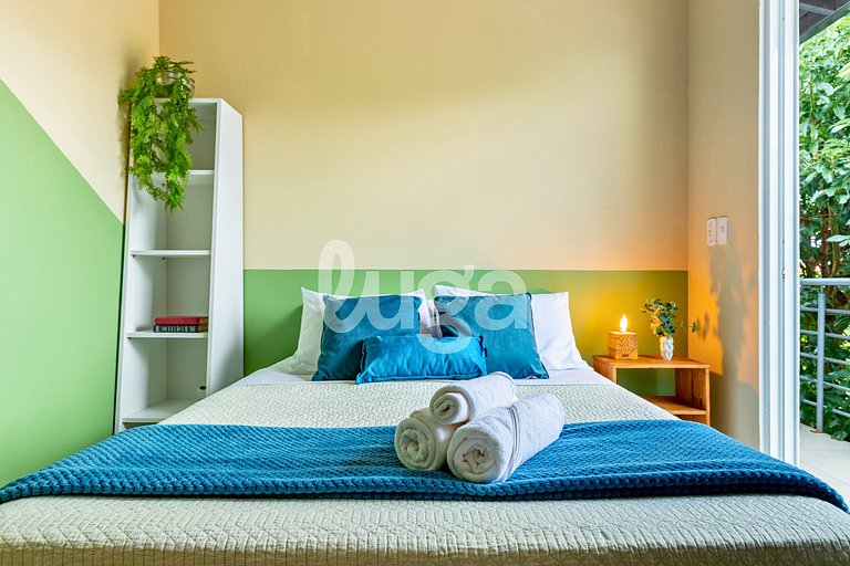 Refuge des Brasseurs : Suite à 900 m de la plage Santinho nu