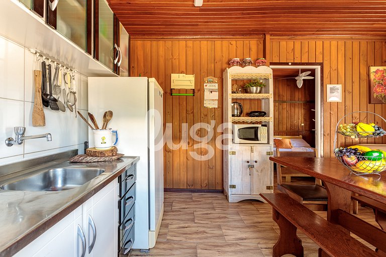 Casa Pinheira | Comfort and Beach 3 Minutes Away