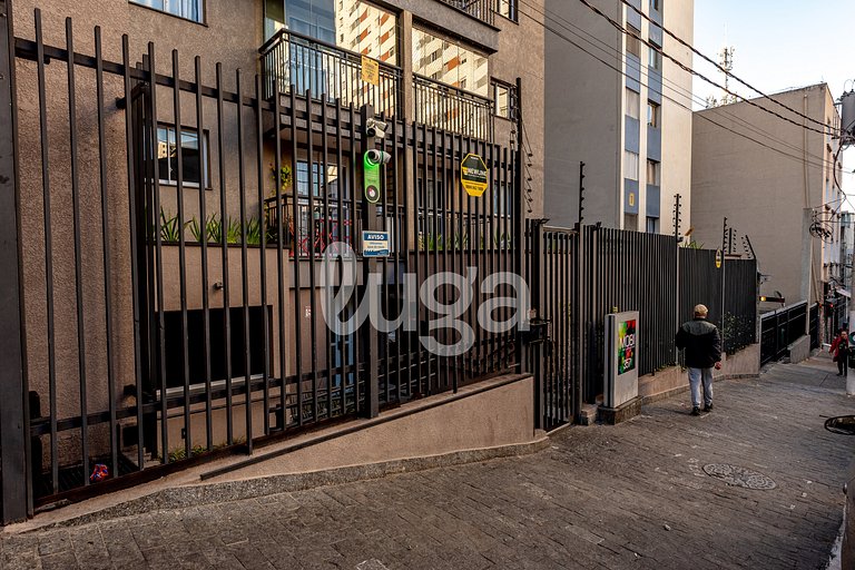LUGA Entire apart with pool 10 minutes Liberdade