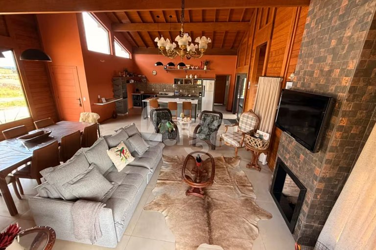 LUGA Altos da Serra Casa c/ Vista e Banheira