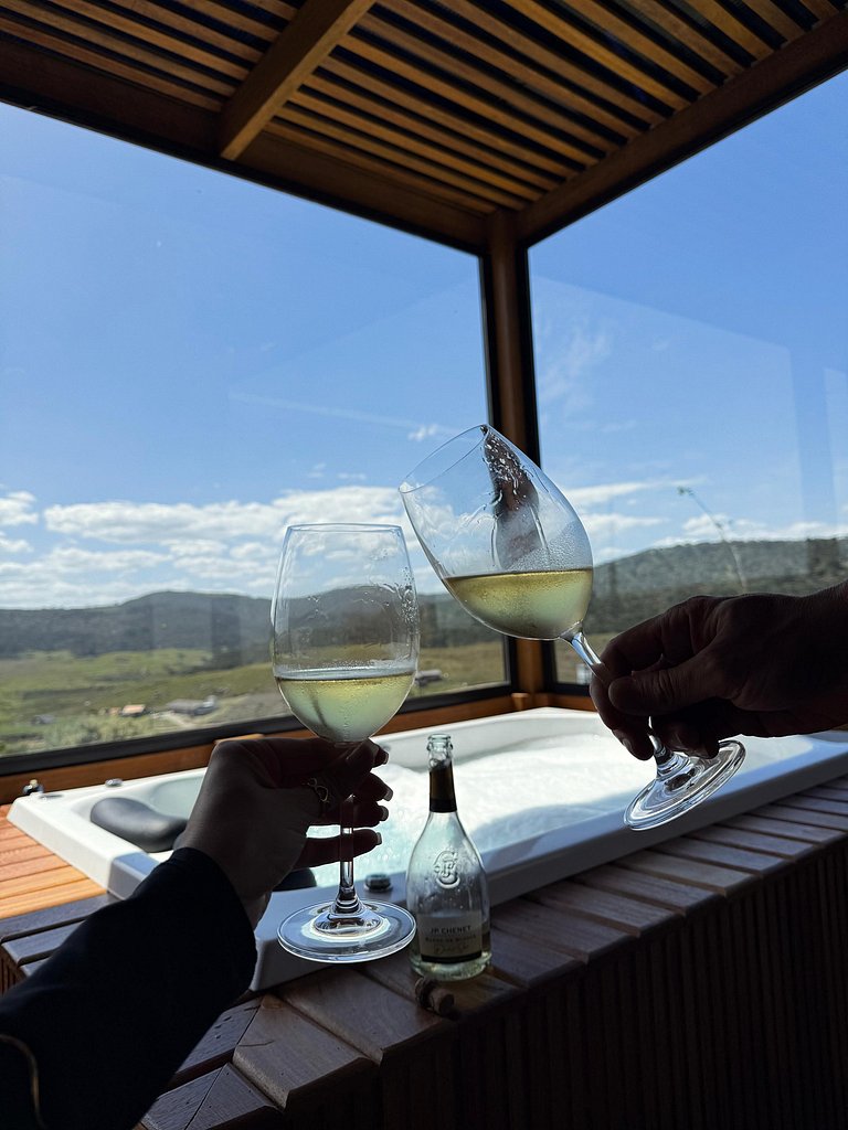 LUGA Altos da Serra House with View and Bathtub