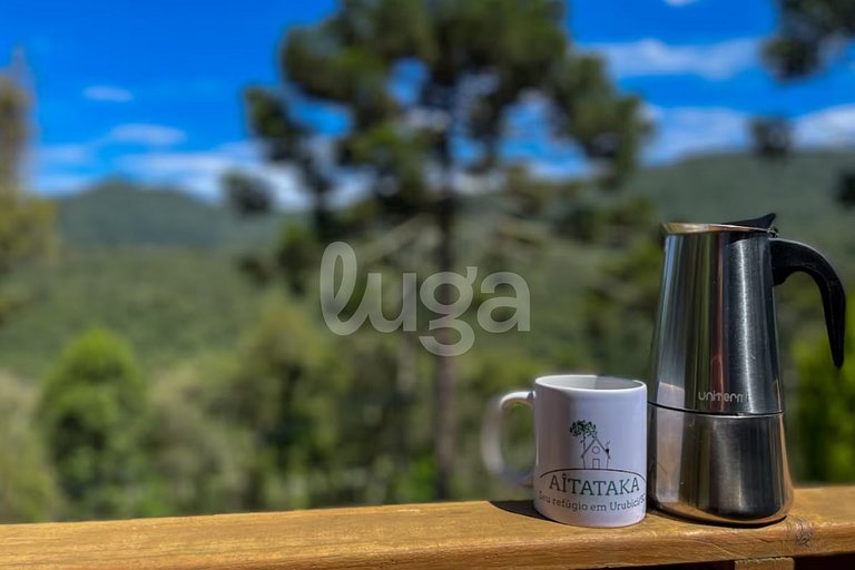 LUGA Cozy Cabin with View and Hot Tub